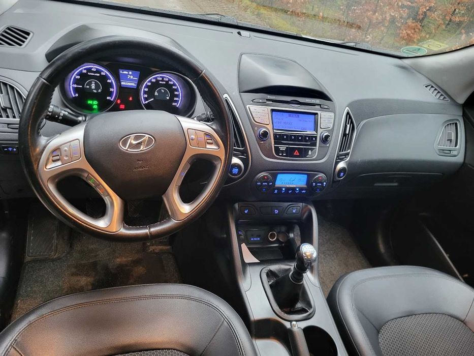 Sprzedam HYUNDAI IX35 1.6 BENZYNA, 2010 ROK.