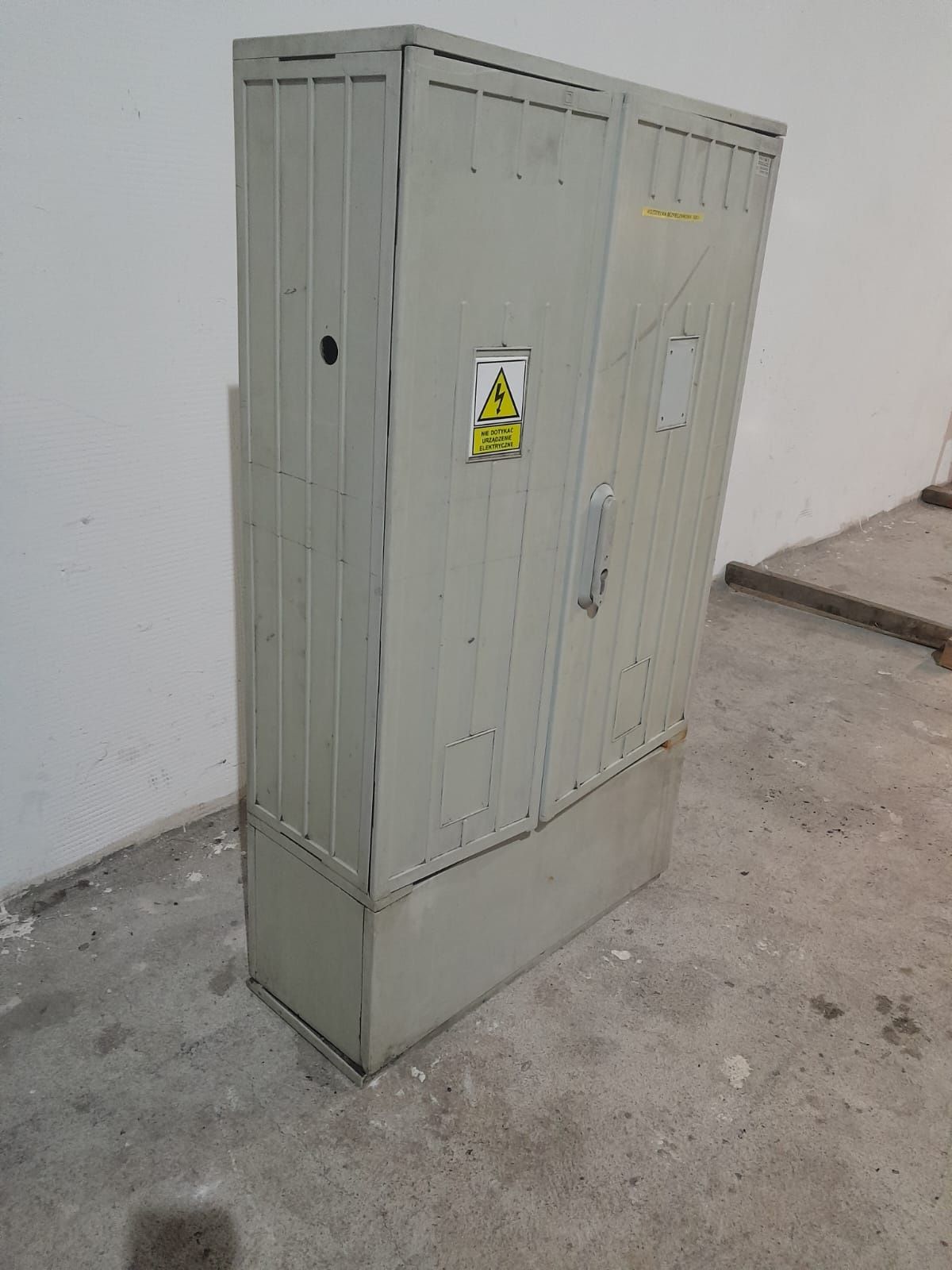 Sprzedam rozdzielnie elektryczna 115×65×25 cm