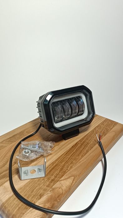 Фара лінзована 22вт 12-85в з чіткою границею світла