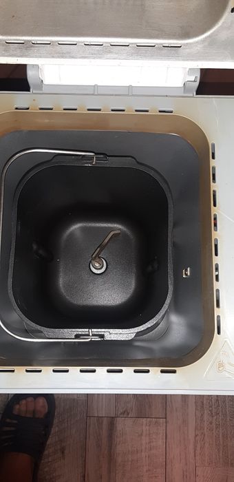 Продам хлебопечь LG 3001