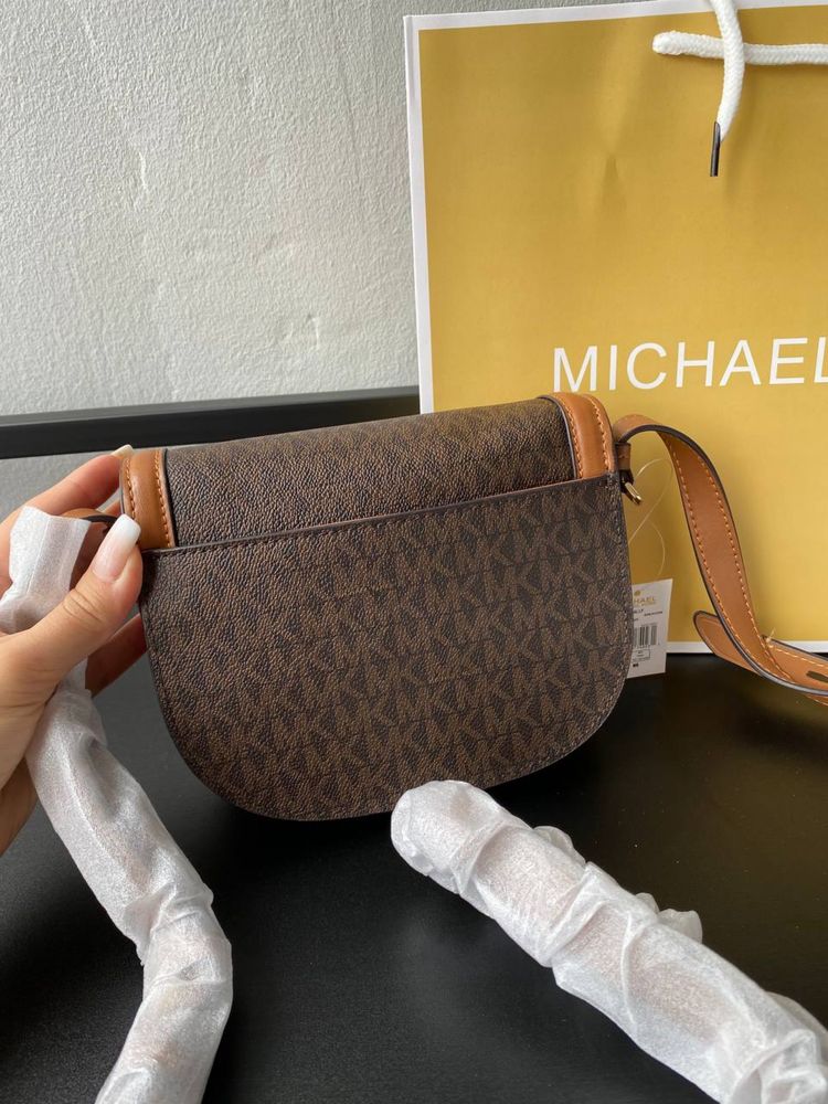 Сумка Michael Kors Hally