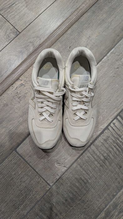 Кросівки жіночі new balance 574 beige wl574zaa устілка 25,5 рр38-39