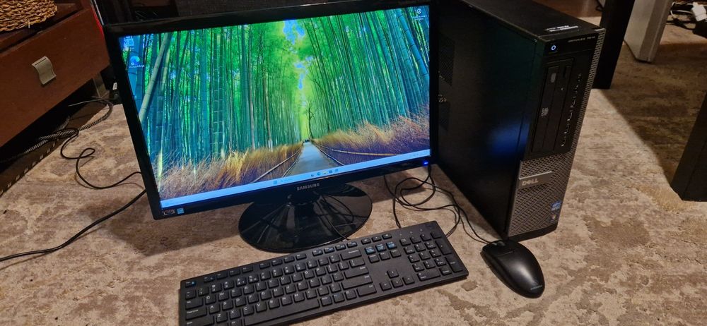 Zestaw komputerowy Lenovo Intel i5 monitor Samsung klawiatura i mysz