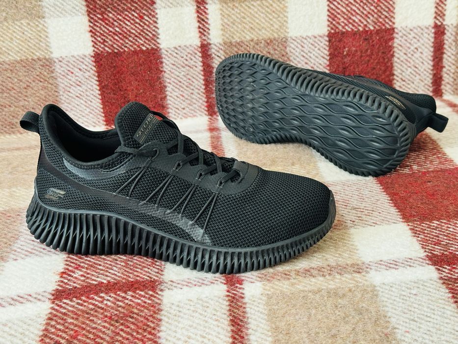 (Оригінал) жіночі кросівки Skechers Bobs, розмір 40