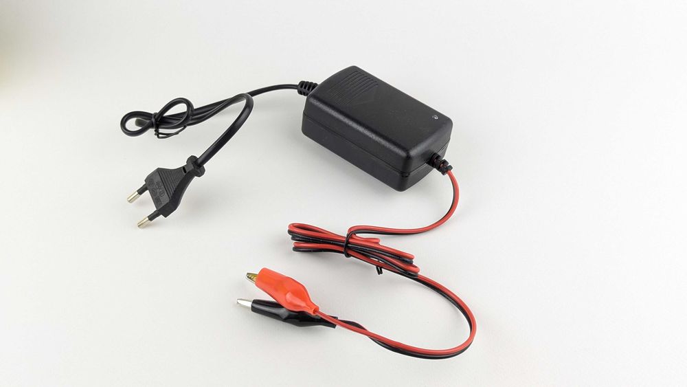 Зарядка мото акумулятор 12V 1.5A інтелектуальний режим заряджання