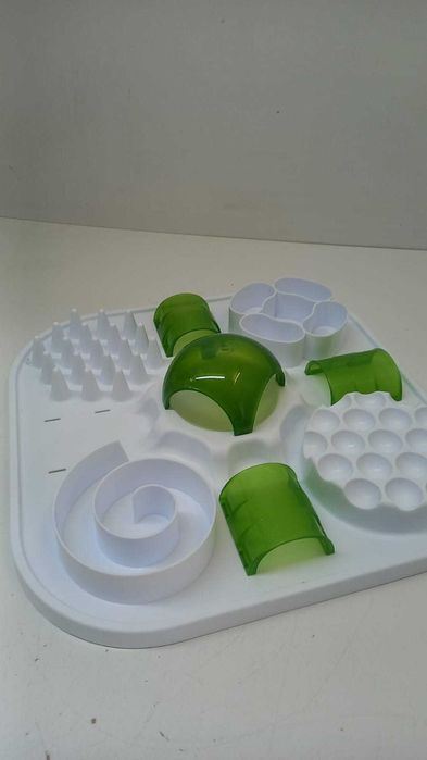 Zabawka na przysmaki dla kota (1)