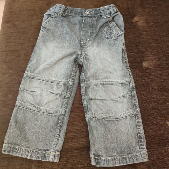 Spodnie jeansowe 92-98