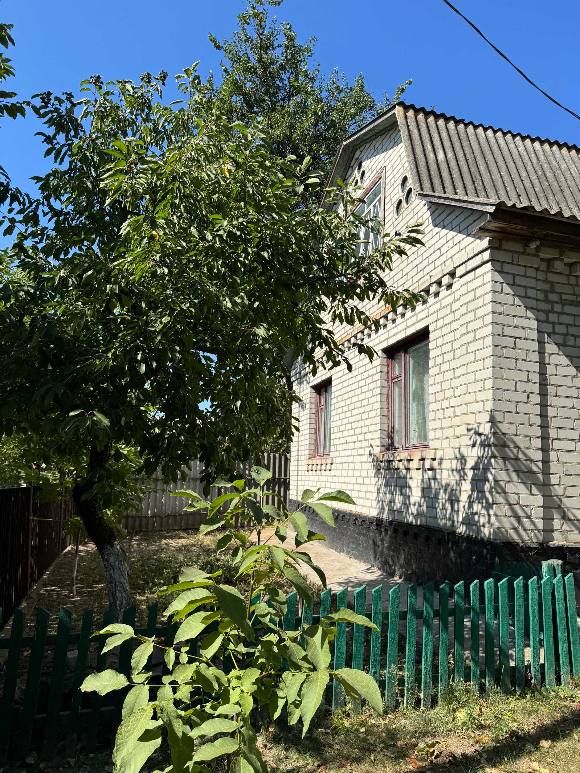 Продається будинок у с.м.т. Варва