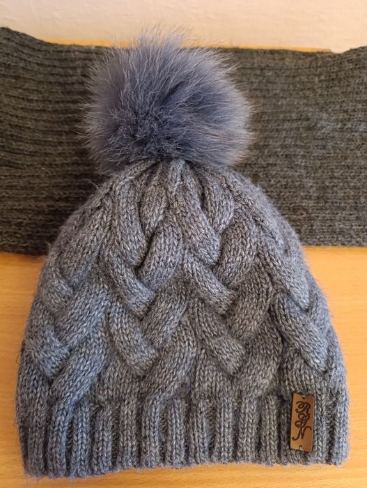 Шапка з хомутом, навушники для дівчинки