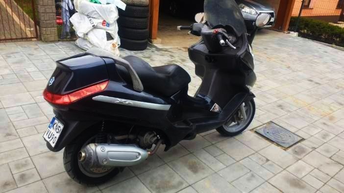 Motocykl Piaggio X8 GT 125