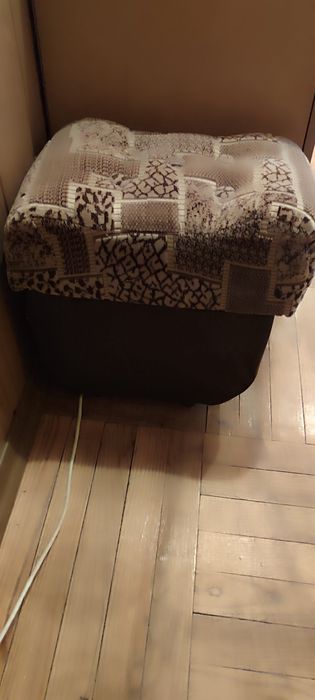 М'який пуф з нішею в середині ( самовивіз)