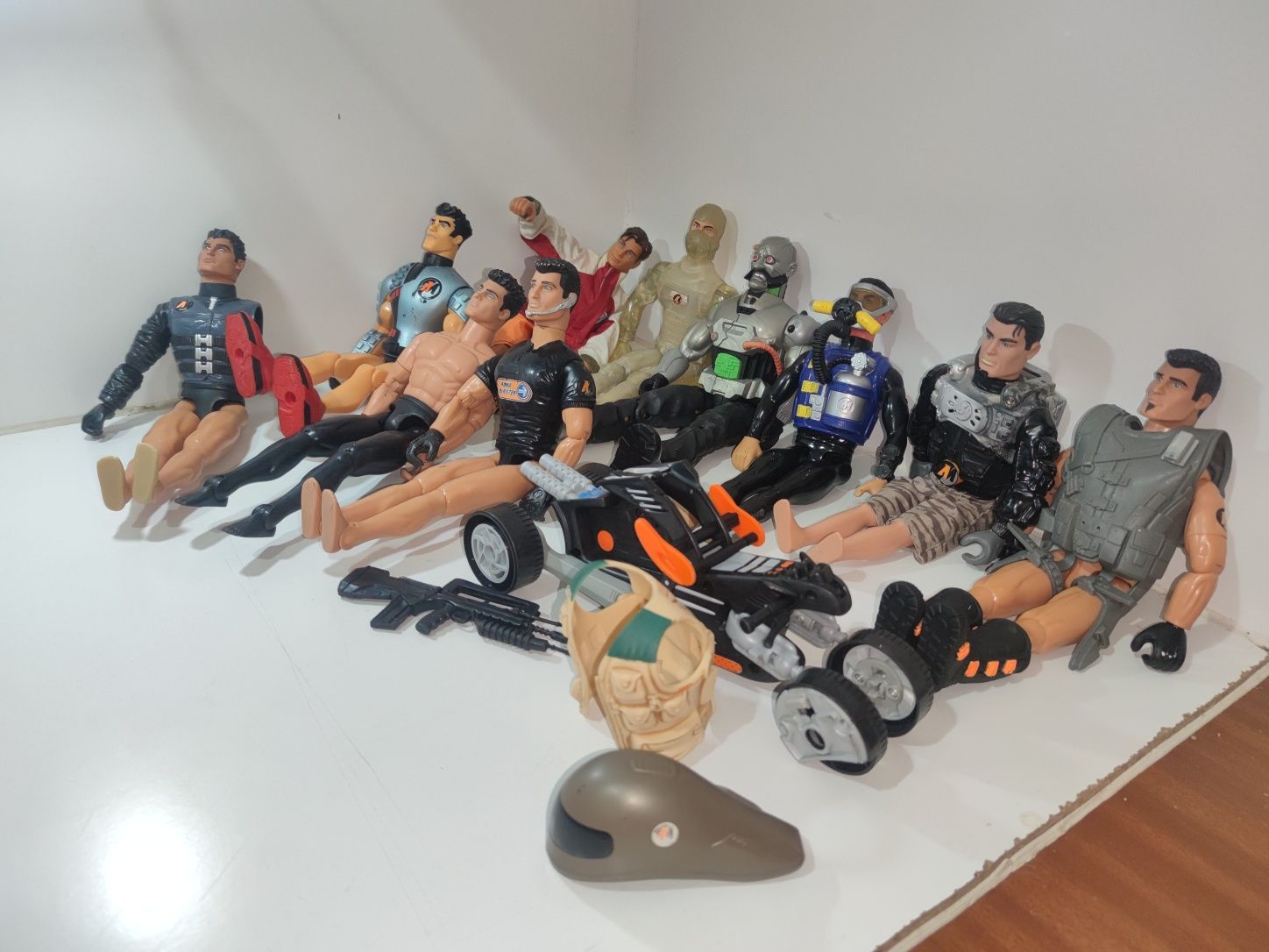 Lote de bonecos - Action man e acessórios