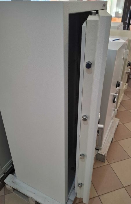 Sejf kasa pancerna Metalkas III klasa odporności na włamanie, 650 kg