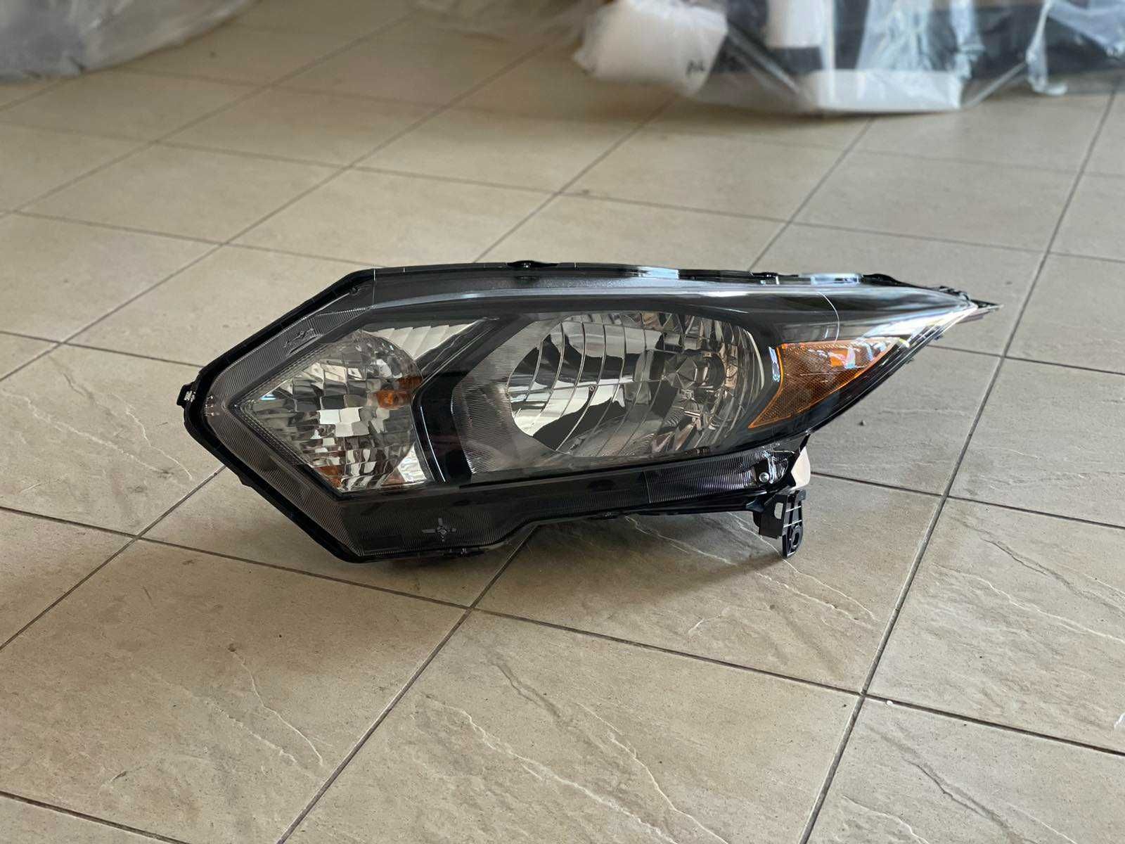 Фара HONDA HR-V, 2015 - 12.2018 33100T7SA01 33150T7SA01