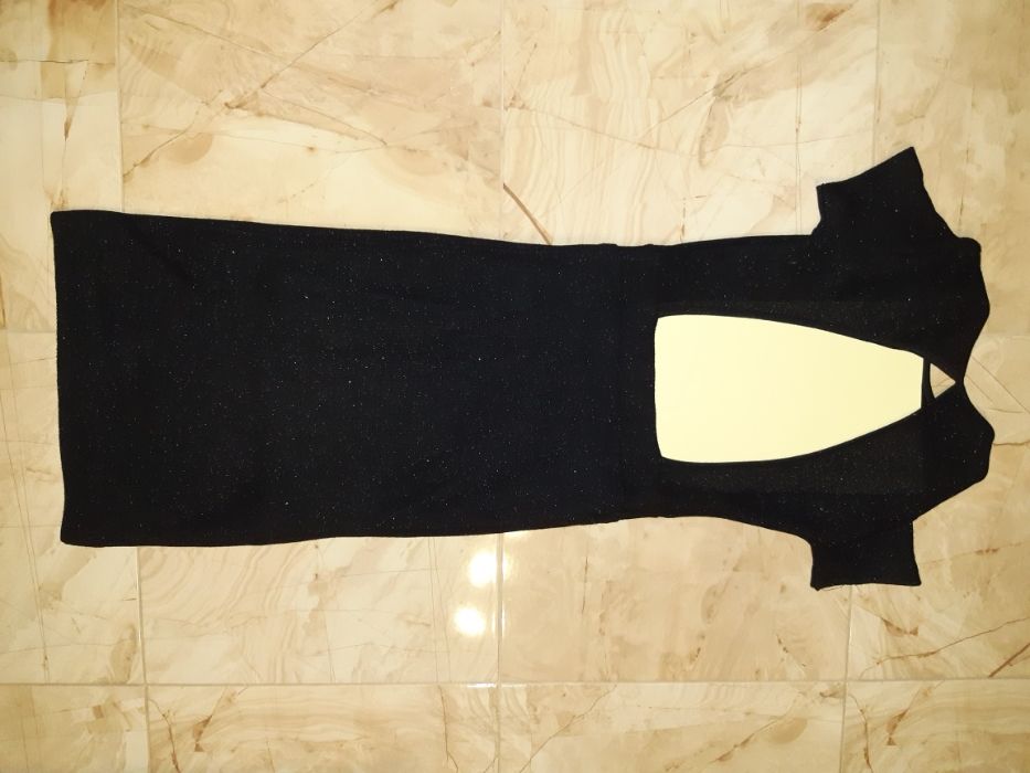 Szykowna sukienka Zara, rozm. L, ze srebrną nicią