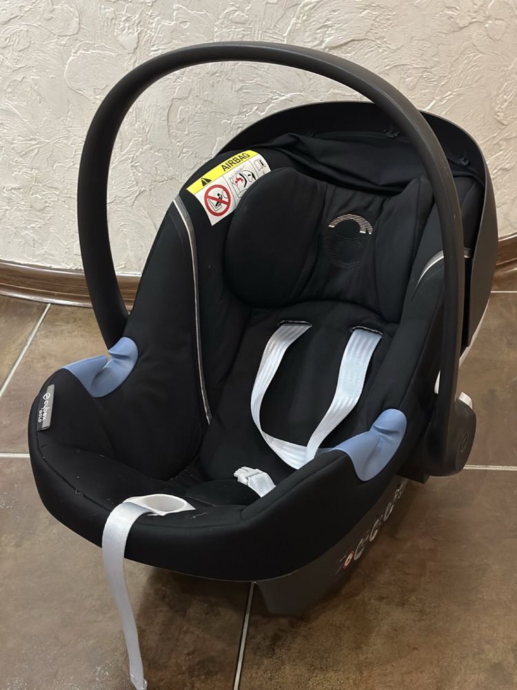 Автокрісло cybex aton m black