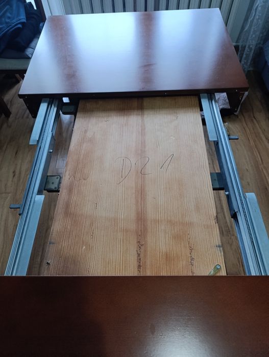 Stół do jadalni długość 256,5cm  + 4 krzesła