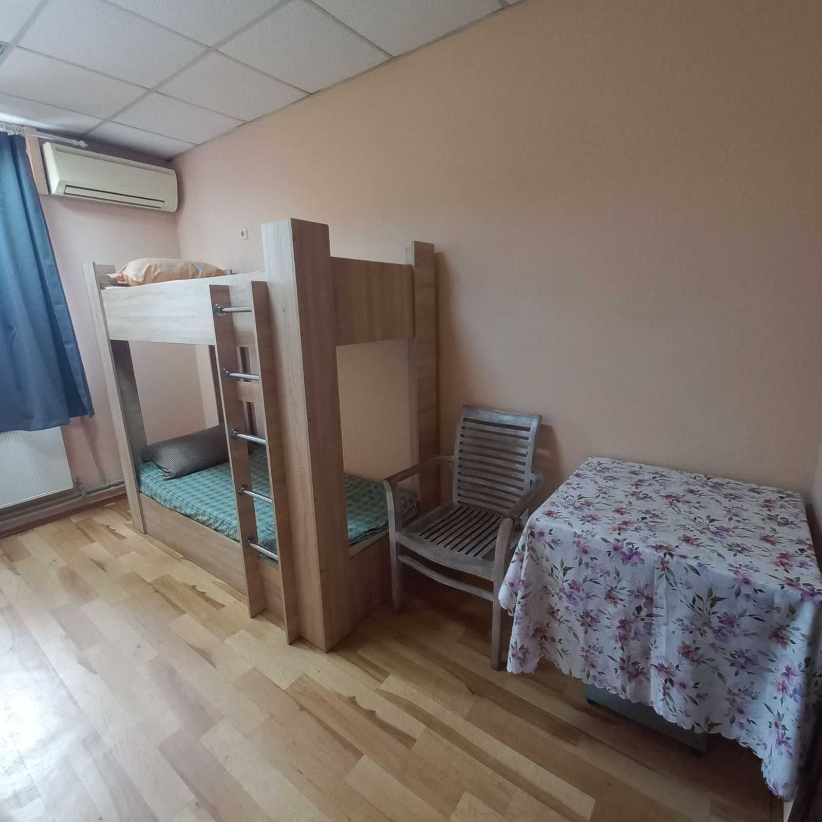 Хостел - ліжко  от 150 грн. подобово (Тиждень, місяц)
