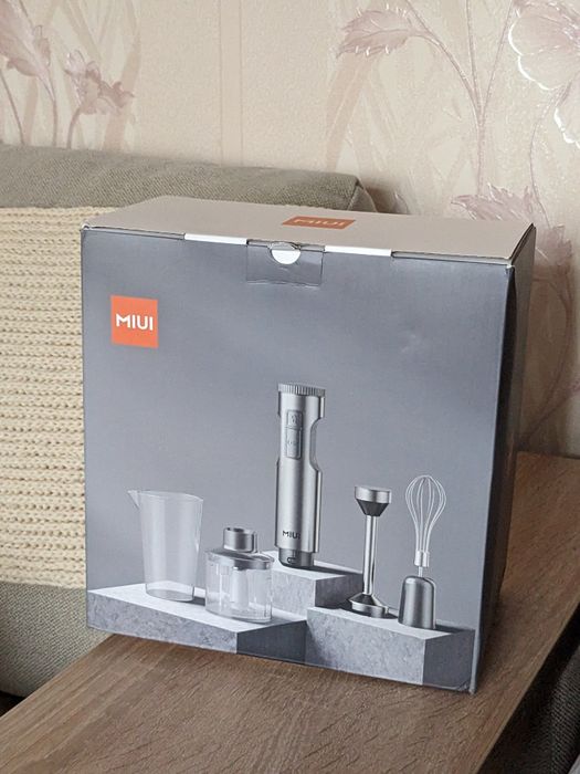 блендер MIUI 1000 Вт