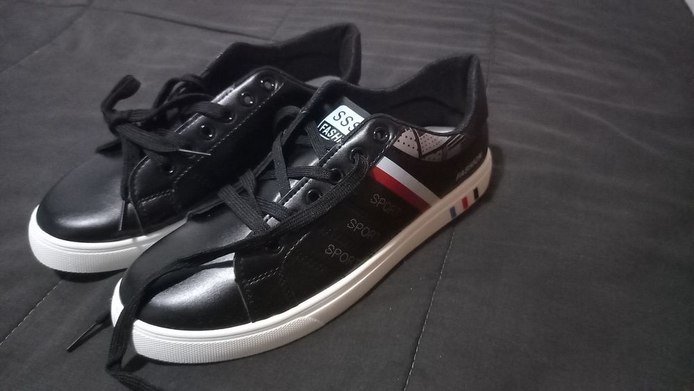 Ténis novos tam. 42