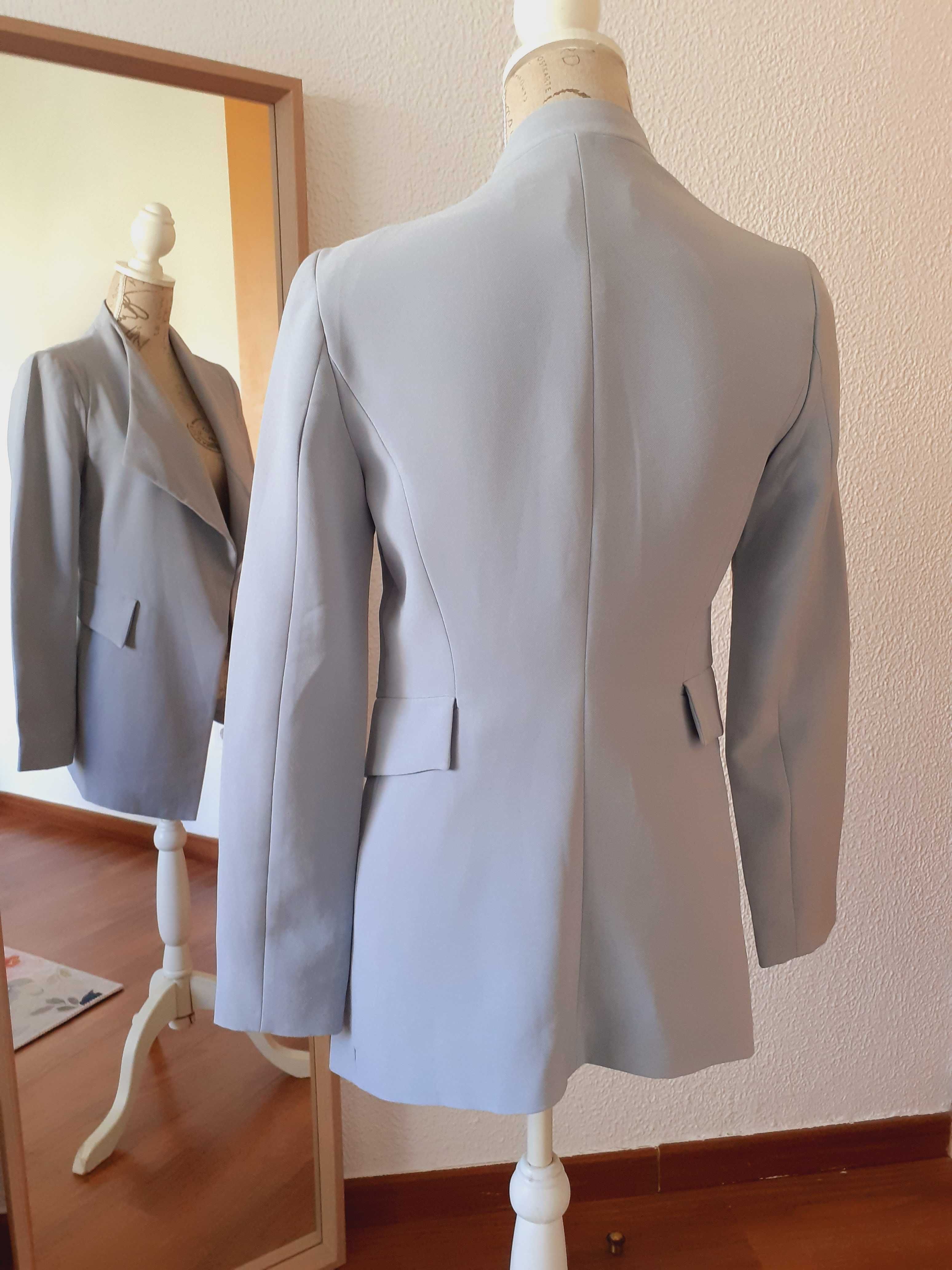 Blazer cinza claro Zara