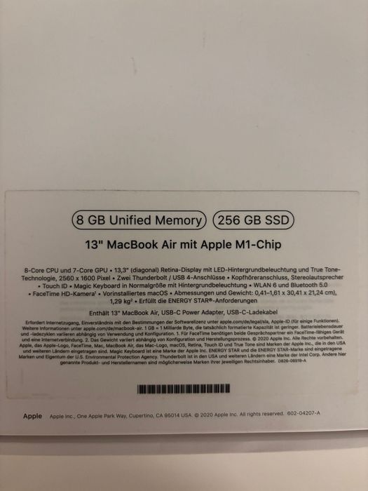 Apple MacBook Air 13” z M1 Chip – Gold – 2020