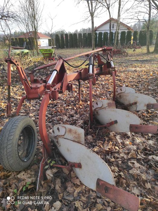 Sprzedam pług 3 skiby baufeld