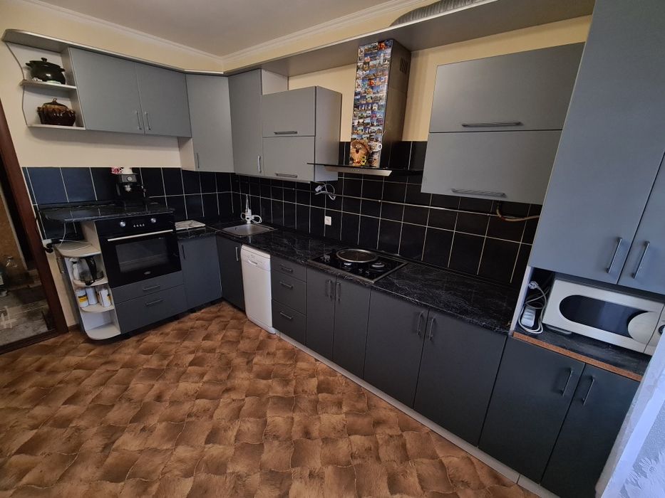 Продаю 2 комнатную квартиру  73 кв.м Северная звезда.