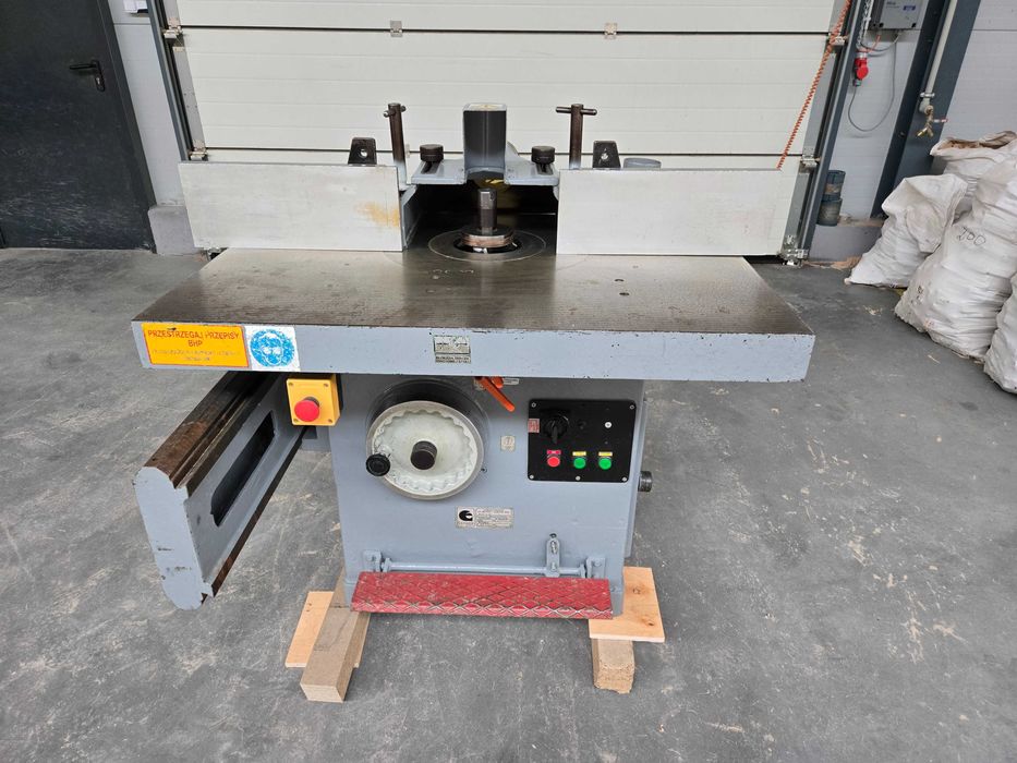 Frezarka do drewna dolnowrzecionowa GOMAD FD 2