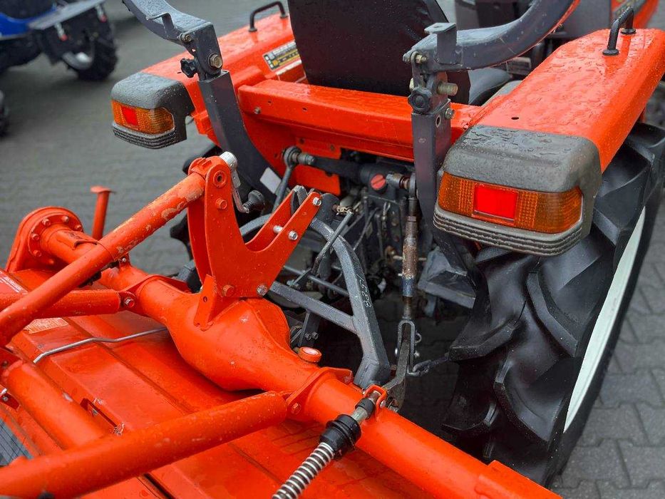Японський Трактор Kubota GL-240 Компанія ВЕСТ