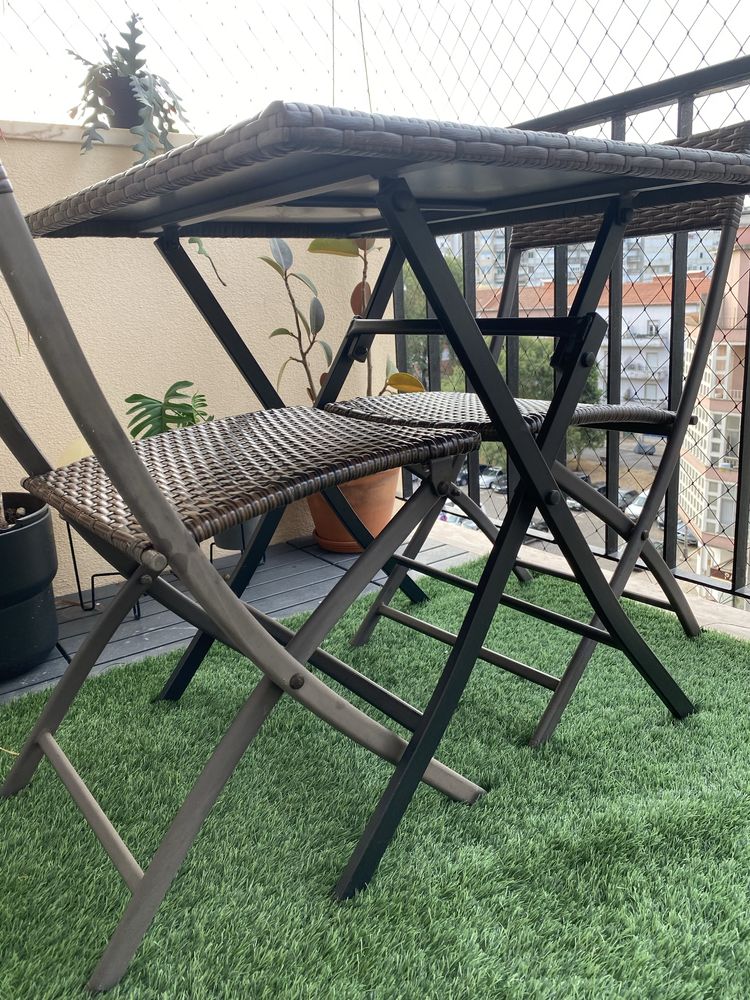 Conjunto de mesa de jardim