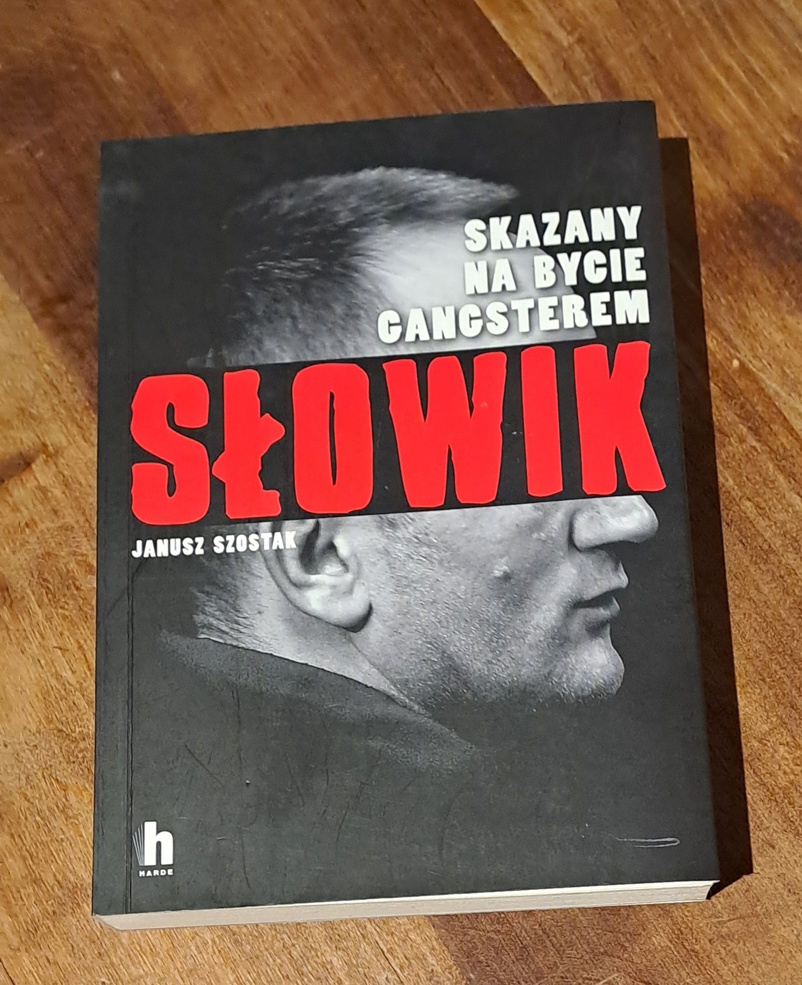 Ksiazka Skazany na bycie gangsterem Słowik