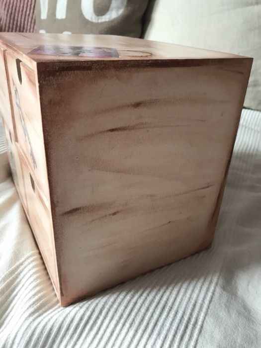 Pudełko z szufladkami ikea zdobione decoupage