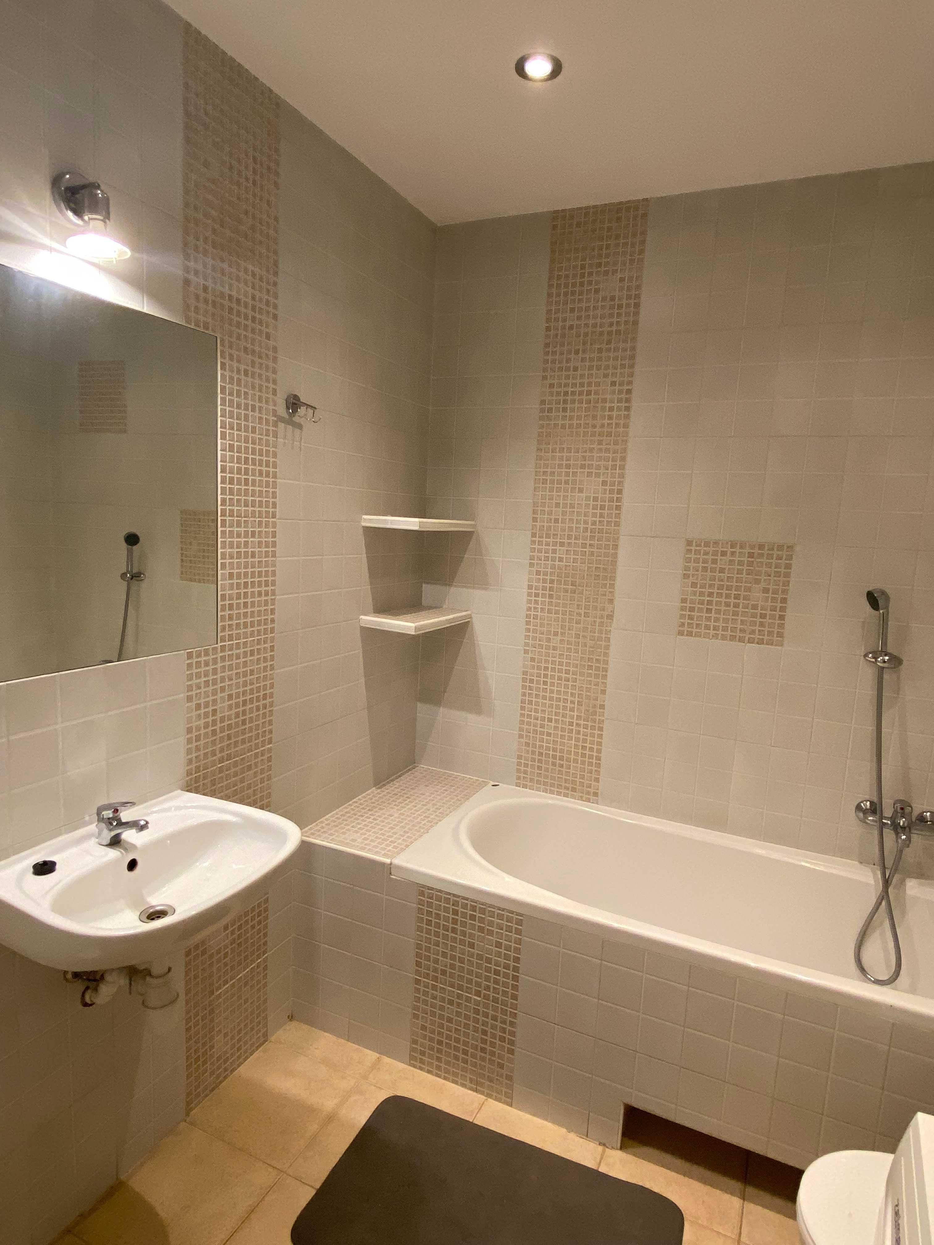 Śliczna kawalerka do wynajecia, powierzchnia 33,5m2, oś. Dywizjonu