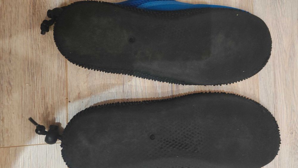 Buty do wody i pkywania