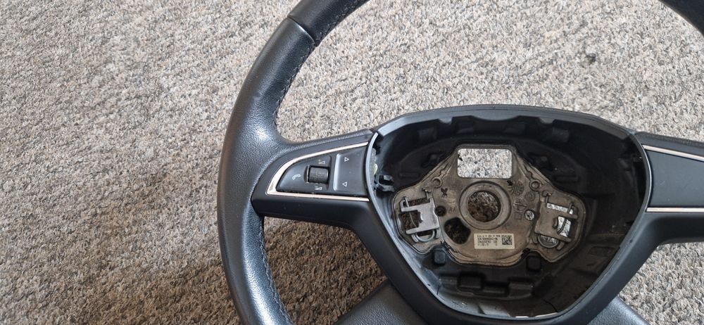 Мультикермо, руль, Шкода Октавія А7