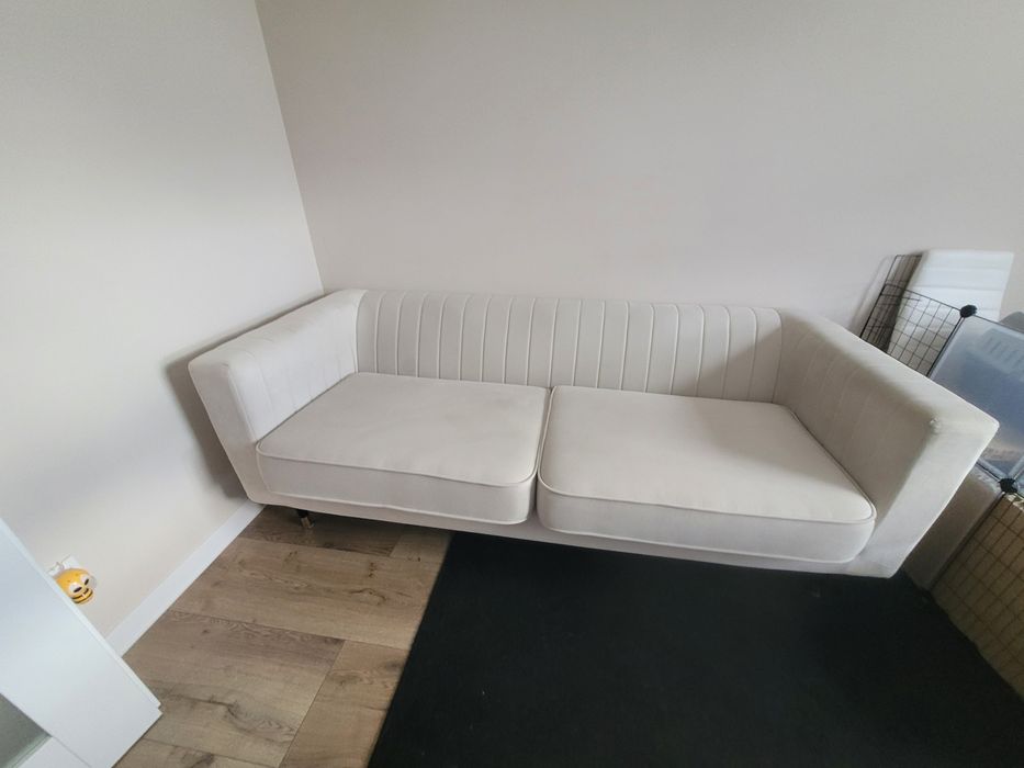 Sofa beżowa szeroka