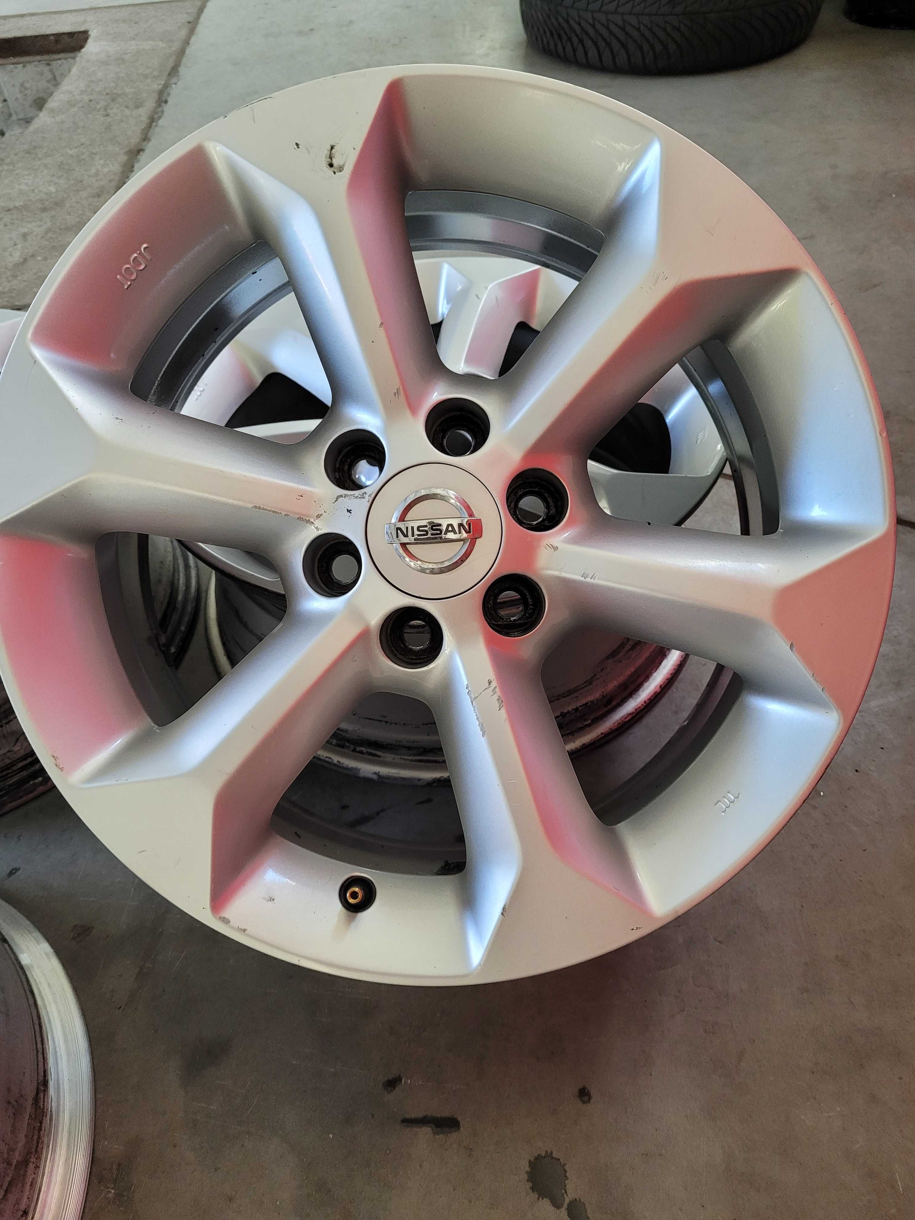 felgi  Nissan R 17 rozstaw 6x114,3