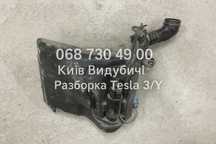 Бачок омивача Tesla Model 3 18- в зборі Разборка Киев