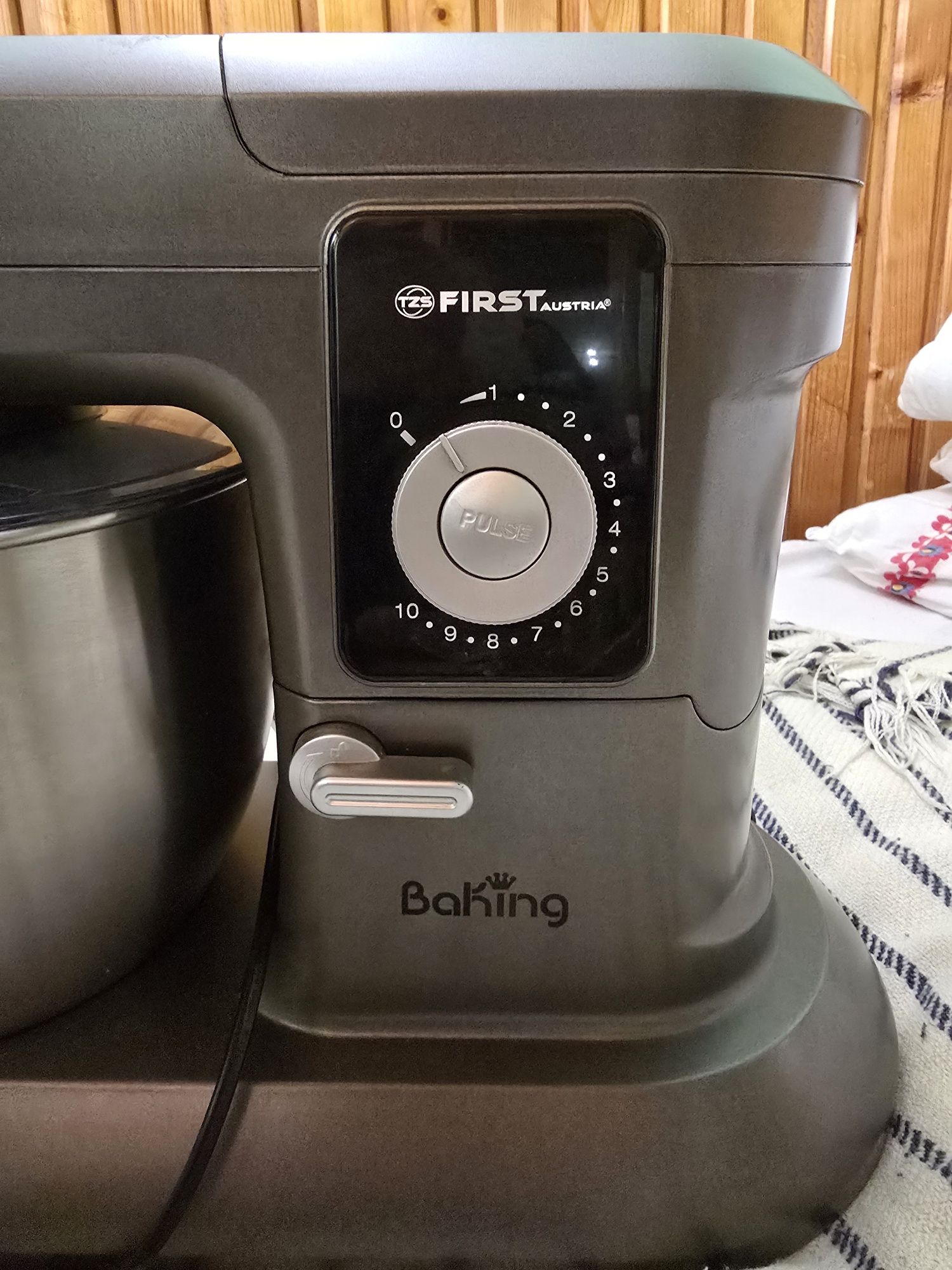 Robot kuchenny mikser planetarny 6,5 L First