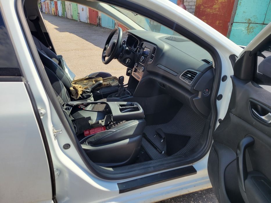 Renault Megane после ДТП