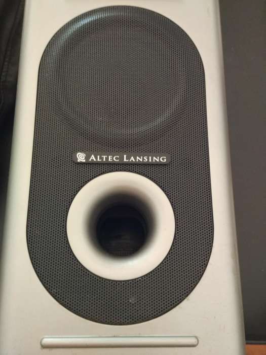 colunas altec lansing