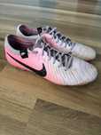 Profesionalne korki pilkarskie nike tiempo legends 10