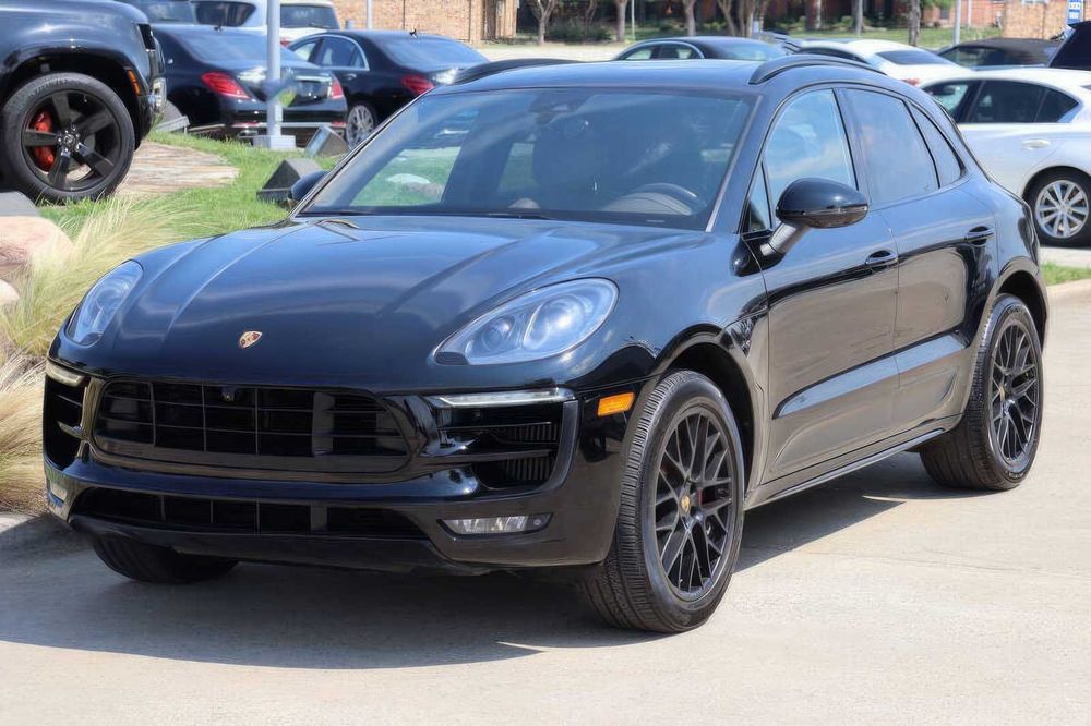 Porsche Macan GTS      2017