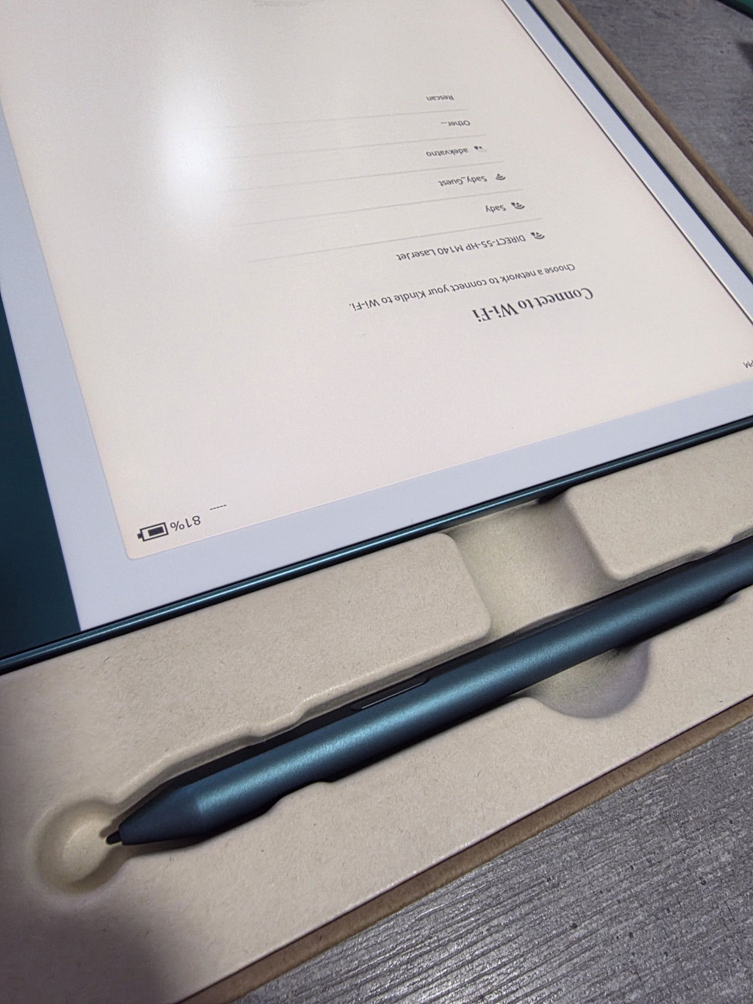 Kindle Scribe 2024. 10 дюйм. 64гб. Зелений. Стілус. 2 покол. Комлпект