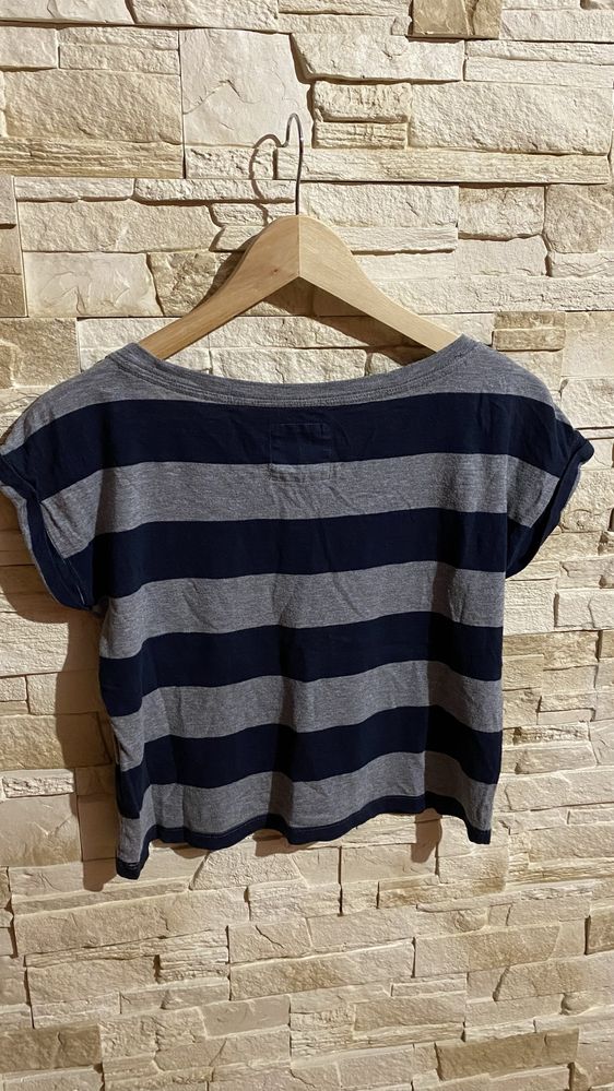 T-shirt Hollister XS top damski krótki stan bawełna szaro-granatowy