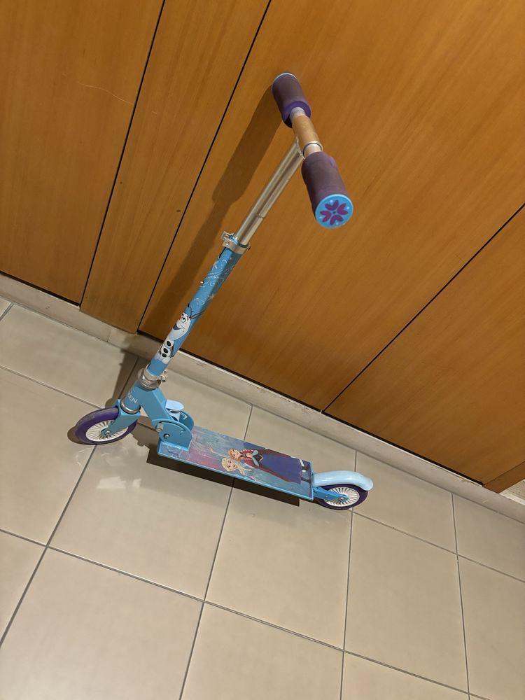 Trotinete de 2 Rodas da Frozen