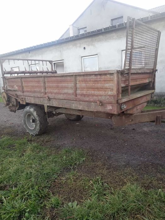 opryskiwacz 400l, rozrzutnik