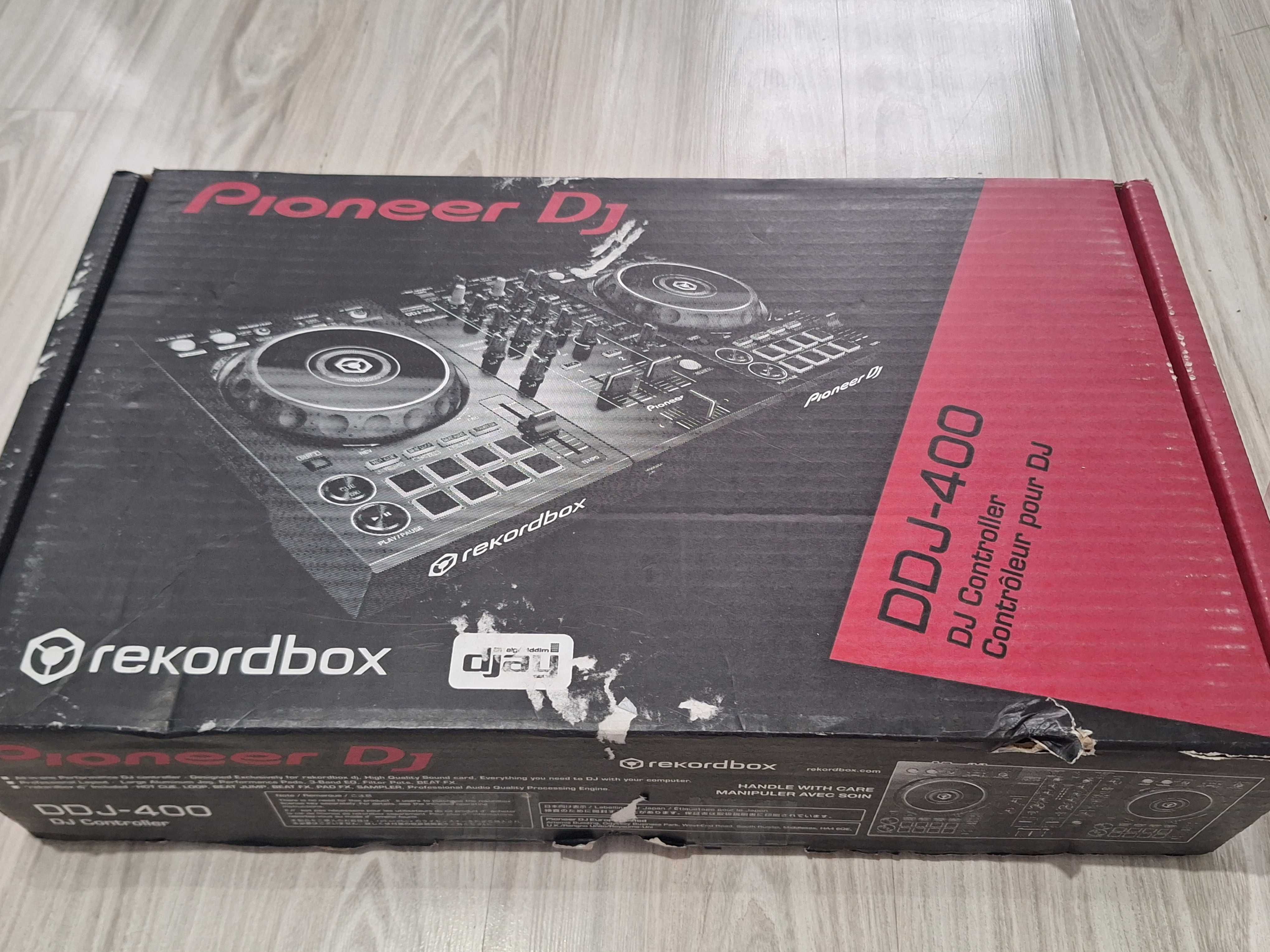Pionner DDj-400 DJ Controller