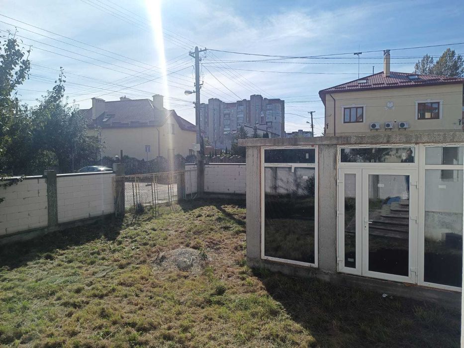 Продаж. 3 к, підвал, з власним садом. Центр. Куликівська. Власник